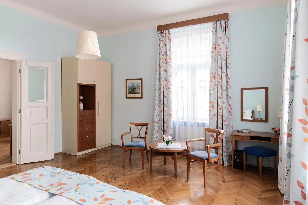 Sibelius Apartments Praga 3*,