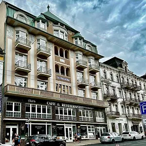 https://aura.marianskelaznehotels.net