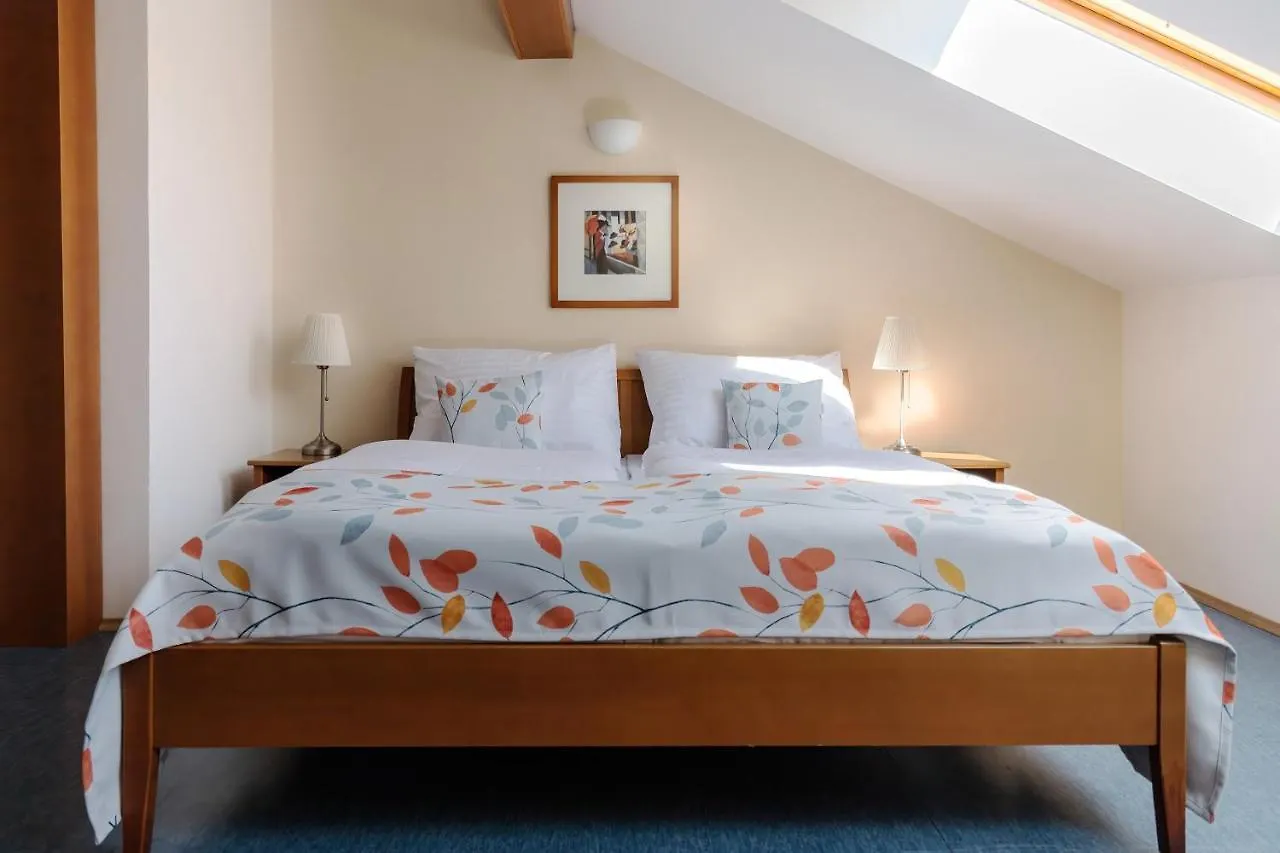 Sibelius Apartments Prag 3*,